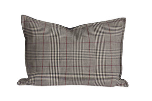 L626-1802 Country Style City Chic Cotswold Black Sofisticated Houndstooth Plaid Pattern Pillow 14"x20" Flanged with Feather Insert and Zipper for easy removal for Laundering Proudly Manufactured in Canada