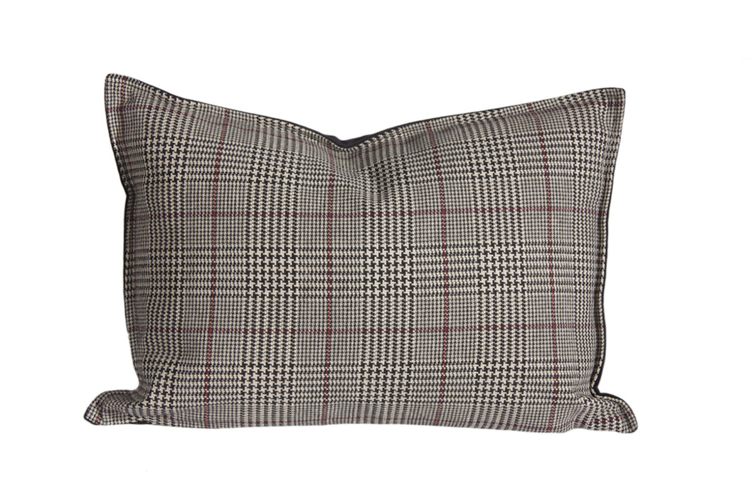 L626-1802 Country Style City Chic Cotswold Black Sofisticated Houndstooth Plaid Pattern Pillow 14